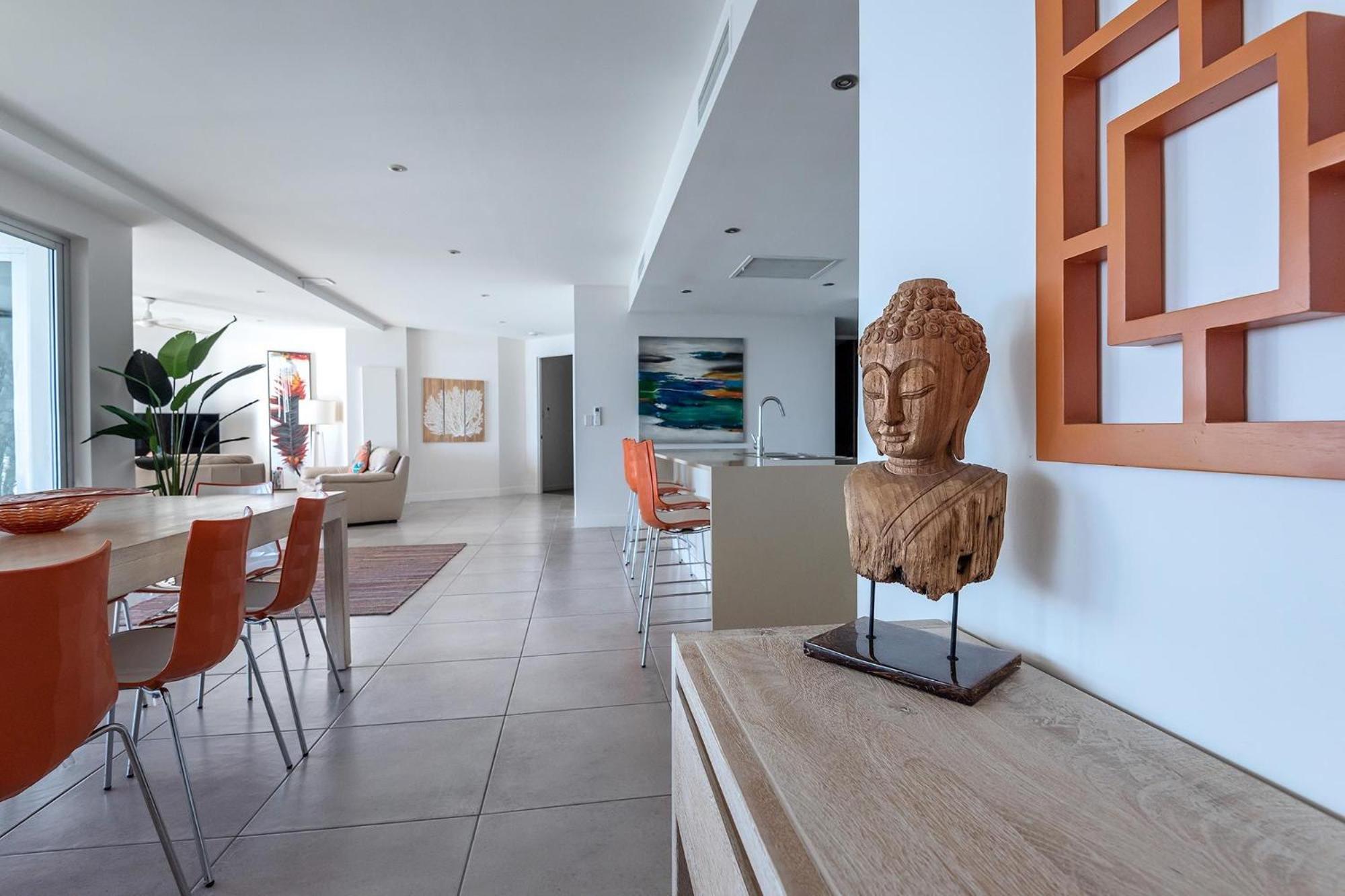 Coral Cove Apartments - Absolute Beachfront Resort Bowen Luaran gambar