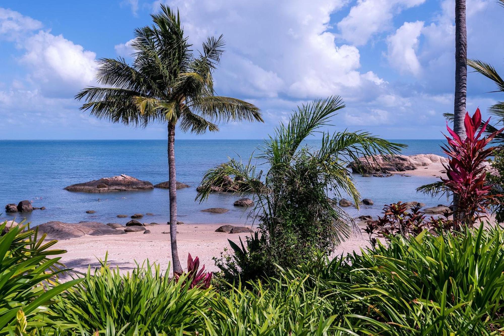Coral Cove Apartments - Absolute Beachfront Resort Bowen Luaran gambar